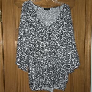 Cynthia Rowley Black and White Floral Blouse